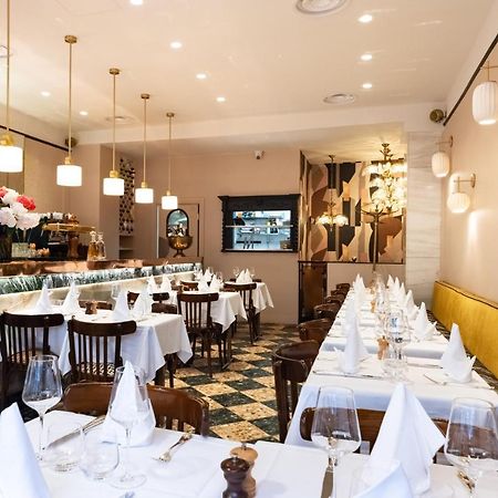 Hotel Chateaubriand Paris Exterior foto