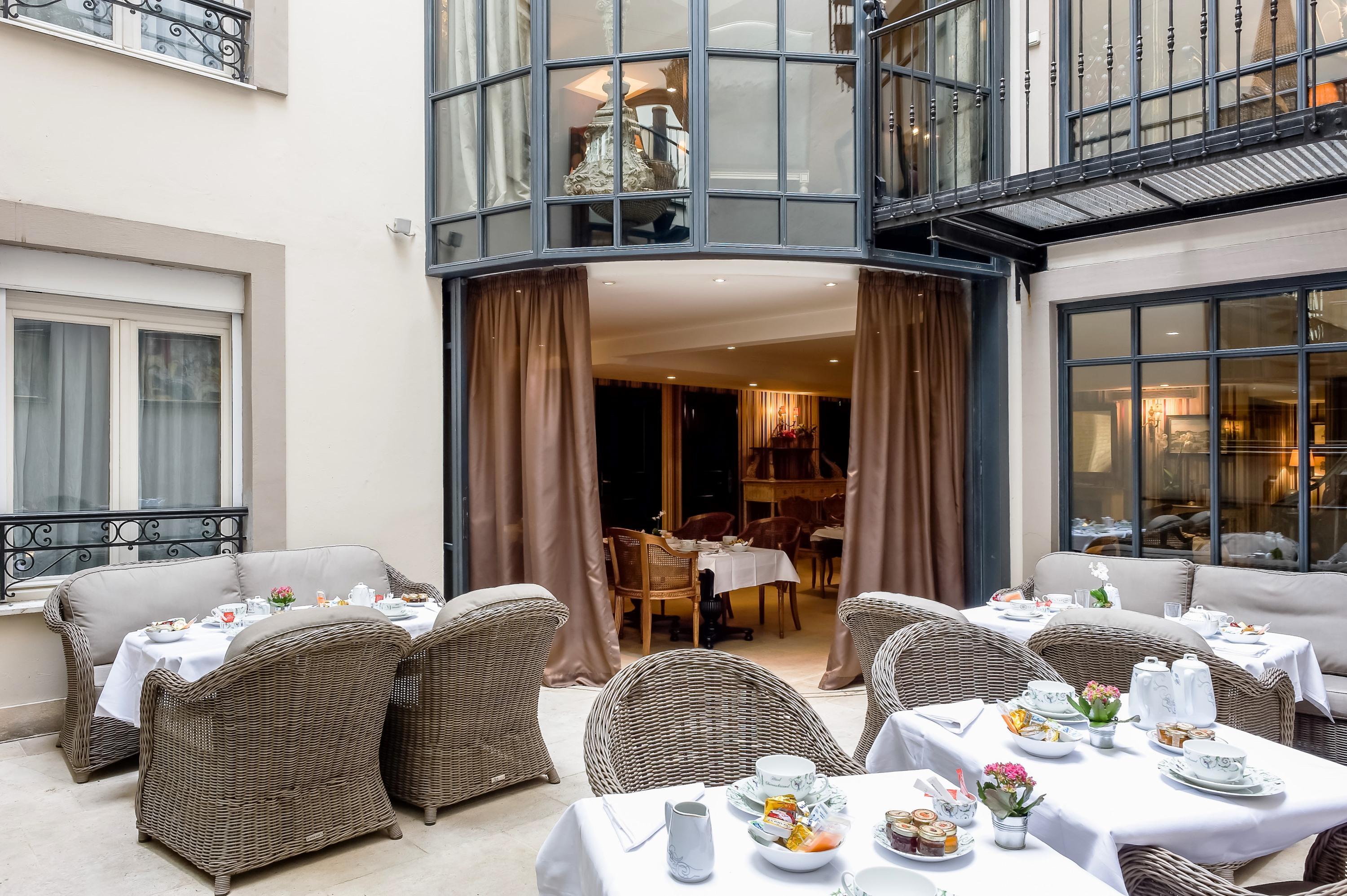 Hotel Chateaubriand Paris Exterior foto